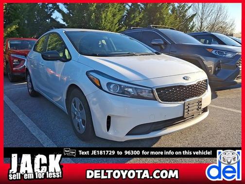 Snow White Pearl 2018 Kia Forte LX