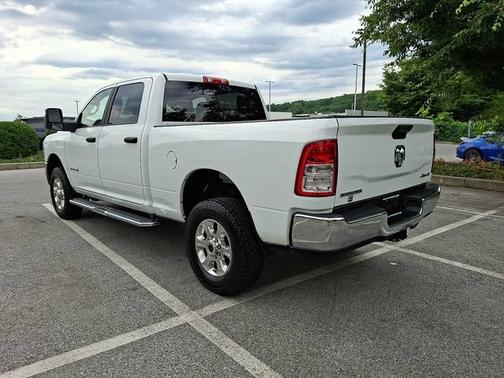 Bright White Clearcoat 2024 RAM 2500 Big Horn