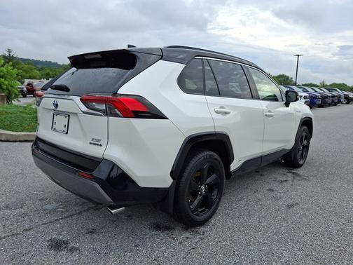 2019 Toyota RAV4 Hybrid XSE