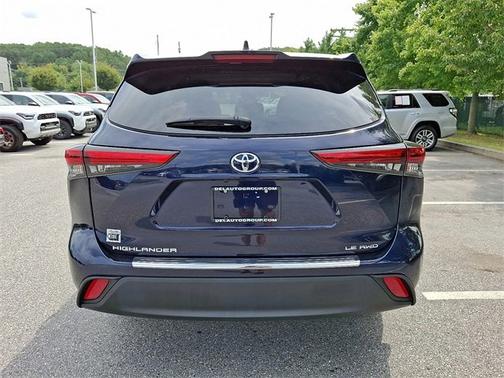 2022 Toyota Highlander LE