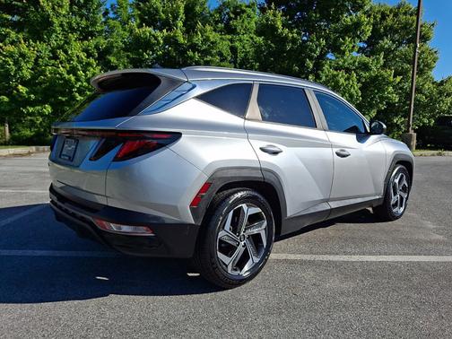 Shimmering Silver 2022 Hyundai TUCSON SEL