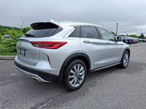 2021 INFINITI QX50 LUXE