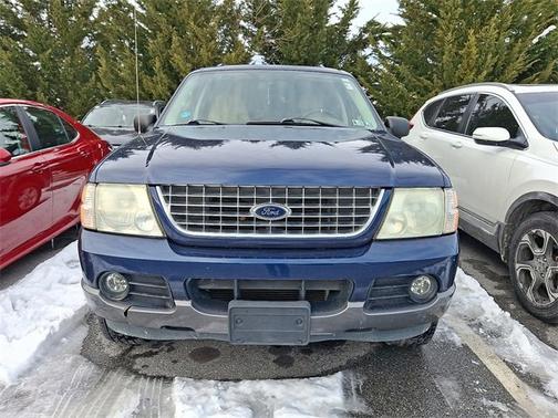 2004 Ford Explorer XLT