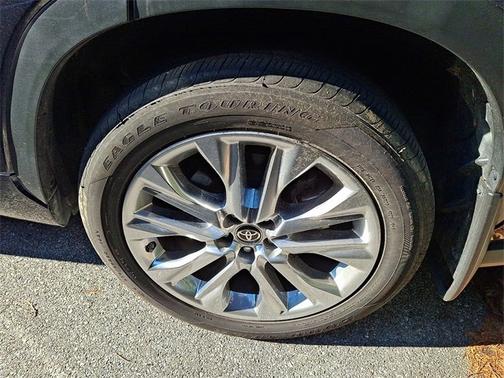 2024 Toyota Highlander Hybrid Limited