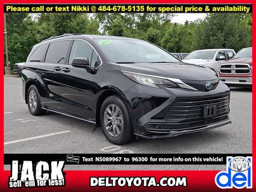 2022 Toyota Sienna LE
