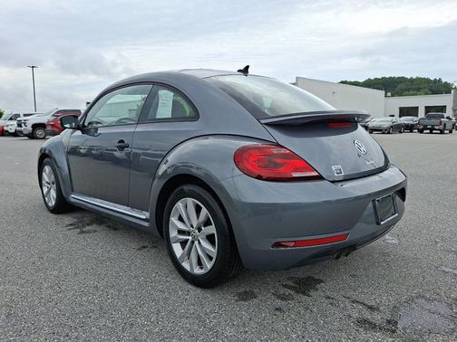 2017 Volkswagen Beetle 1.8T S