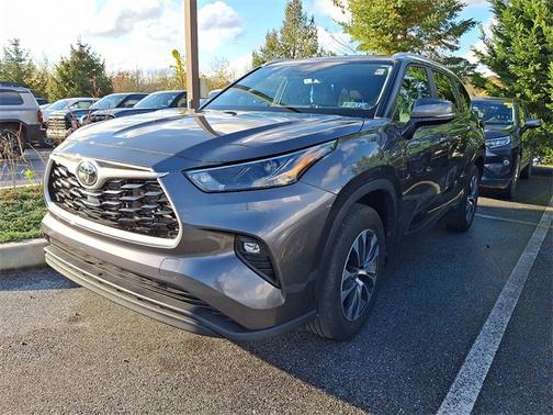2024 Toyota Highlander XLE