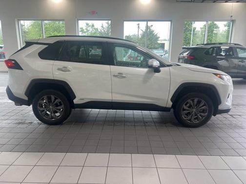 Wind Chill Pearl 2024 Toyota RAV4 Hybrid Limited