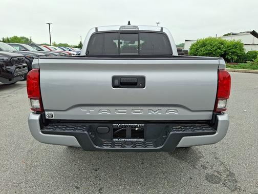 2022 Toyota Tacoma SR
