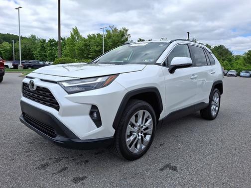 2024 Toyota RAV4 XLE Premium
