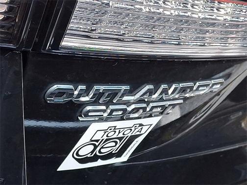 2021 Mitsubishi Outlander Sport LE