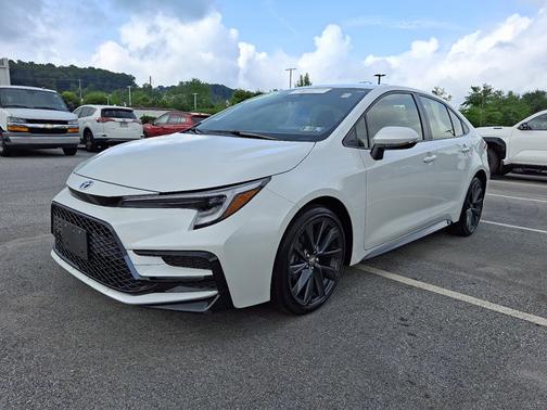 2024 Toyota Corolla Hybrid SE
