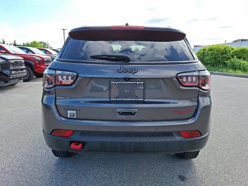 2024 Jeep Compass Trailhawk