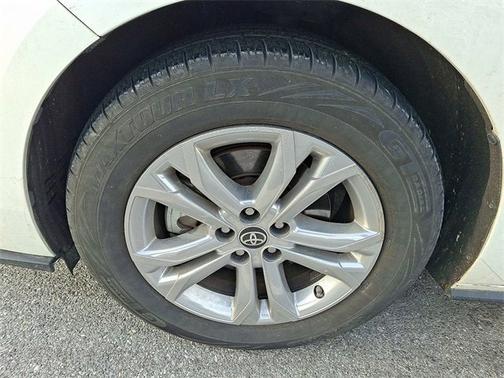 2021 Toyota Sienna XSE 7 Passenger