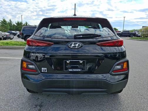 Ultra Black Pearl 2019 Hyundai KONA SE