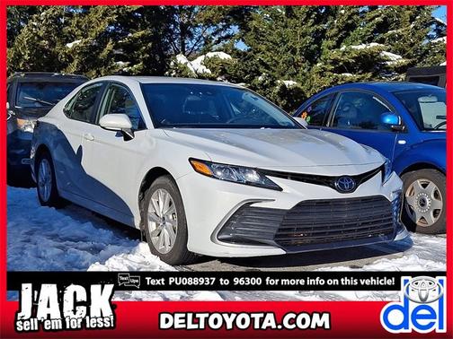 2023 Toyota Camry LE