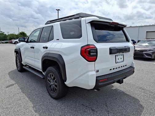 2025 Toyota 4Runner SR5