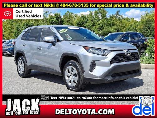 2022 Toyota RAV4 LE