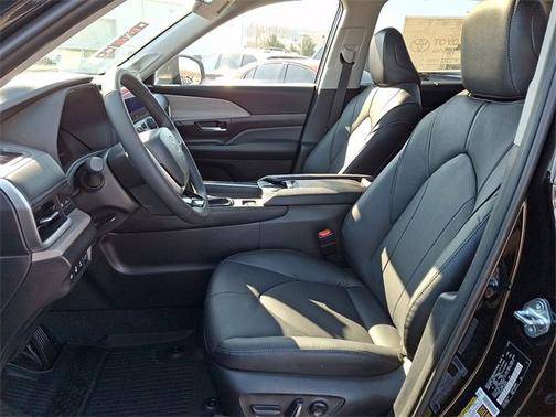 2026 Toyota Grand Highlander Hybrid Limited