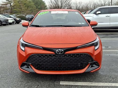 2025 Toyota Corolla Hatchback SE