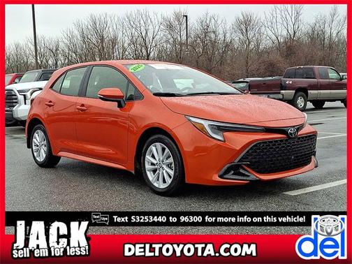 2025 Toyota Corolla Hatchback SE