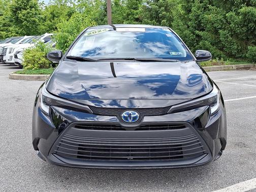2024 Toyota Corolla Hybrid LE