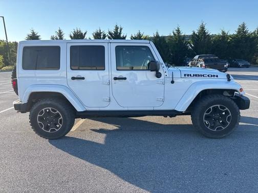 Bright White Clearcoat 2017 Jeep Wrangler Unlimited Rubicon Hard Rock