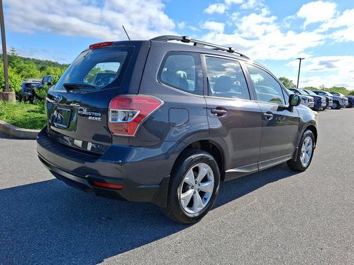 2015 Subaru Forester 2.5i