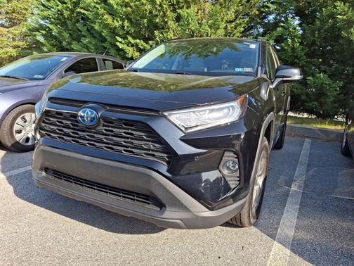 2021 Toyota RAV4 Hybrid XLE Premium