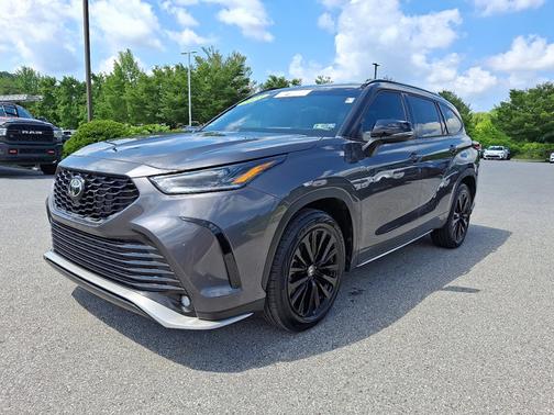 2023 Toyota Highlander XSE