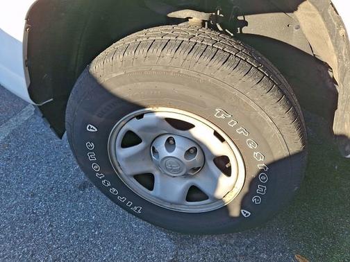 Super White 2018 Toyota Tacoma SR