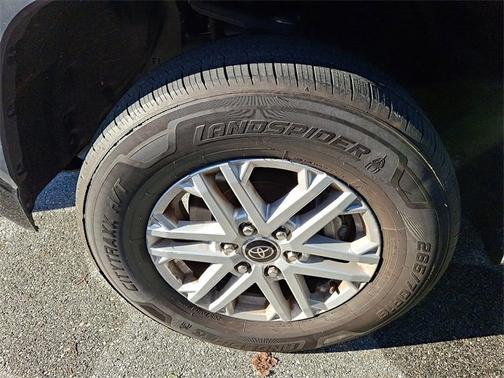 2022 Toyota Tundra SR5