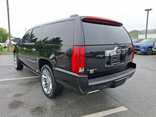 2013 Cadillac Escalade ESV Platinum Edition