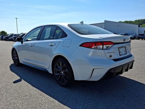Wind Chill Pearl 2024 Toyota Corolla Hybrid SE