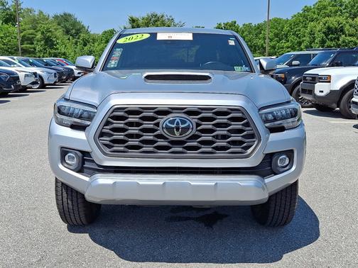 2022 Toyota Tacoma TRD Sport
