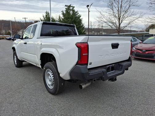 2025 Toyota Tacoma SR
