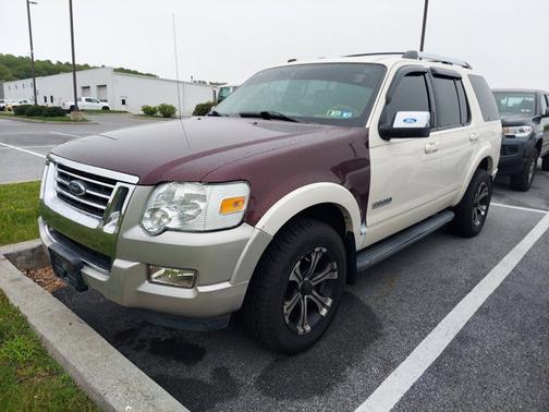 Photo 2 of 4 of 2008 Ford Explorer Limited