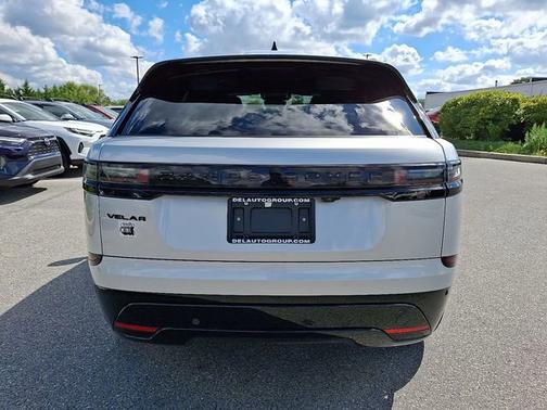 2025 Land Rover Range Rover Velar Dynamic SE