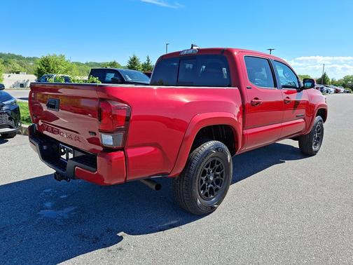 2022 Toyota Tacoma SR5