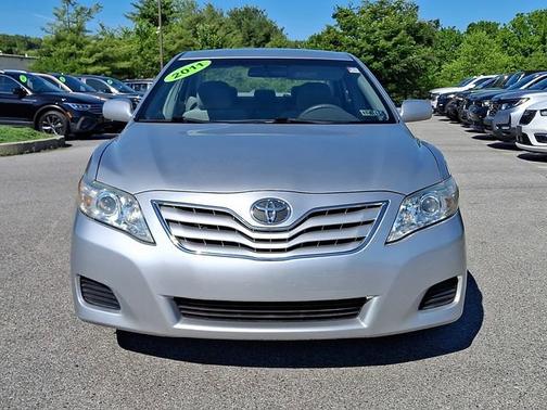 Classic Silver Metallic 1F7 2011 Toyota Camry LE