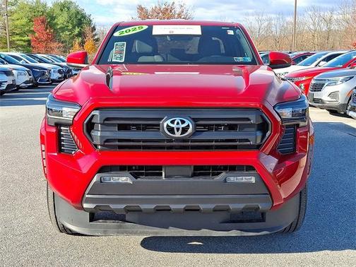 2025 Toyota Tacoma SR5