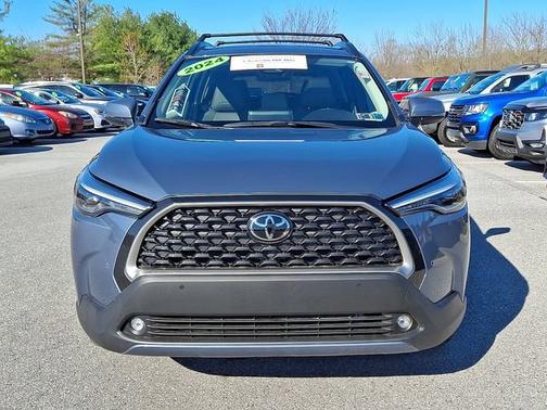 Celestite 2024 Toyota Corolla Cross XLE