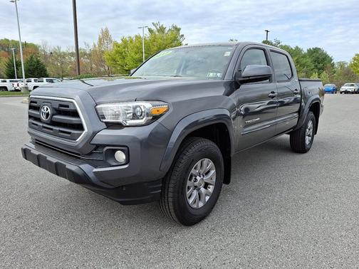 2017 Toyota Tacoma SR5