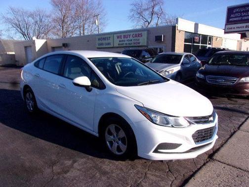 2017 Chevrolet Cruze LS