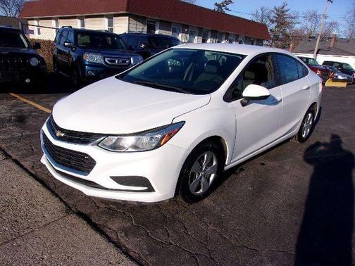 2017 Chevrolet Cruze LS