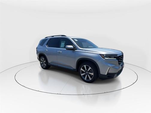 Lunar Silver Metallic 2025 Honda Pilot Touring 8-Passenger