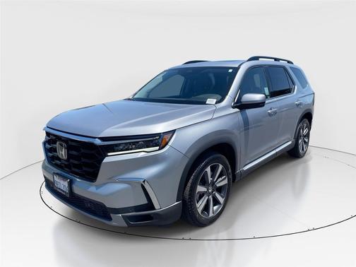 Lunar Silver Metallic 2025 Honda Pilot Touring 8-Passenger