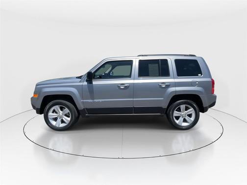 Billet Silver Metallic Clearcoat 2017 Jeep Patriot Latitude