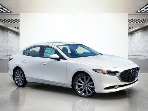 Snowflake White Pearl Mica 2026 Mazda Mazda3 FWD w/Preferred Package