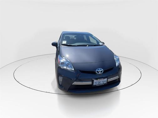 Winter Gray Metallic 2015 Toyota Prius Plug-in Base